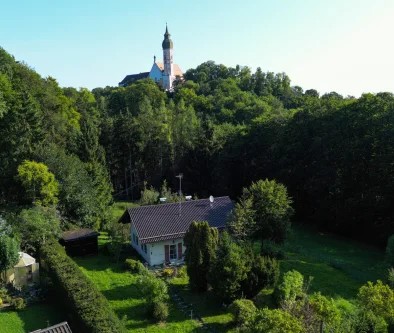 Haus mit Grundstück - Haus kaufen in Andechs - Juwel für Ihre private Wohlfühloase in traumhafter Natur- Maximum an Privatsphäre und Diskretion