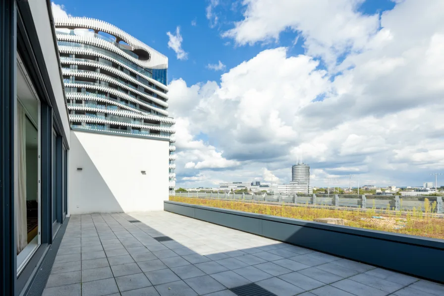 Panorama-Terrasse / 6. Obergeschoss