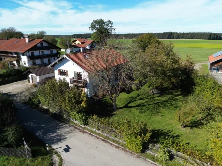 Vogelperspektive - Haus kaufen in Sauerlach / Altkirchen - Attraktives Familiendomizil mit vielfältigem Nutzungspotential- vor den Toren des Münchener Südens