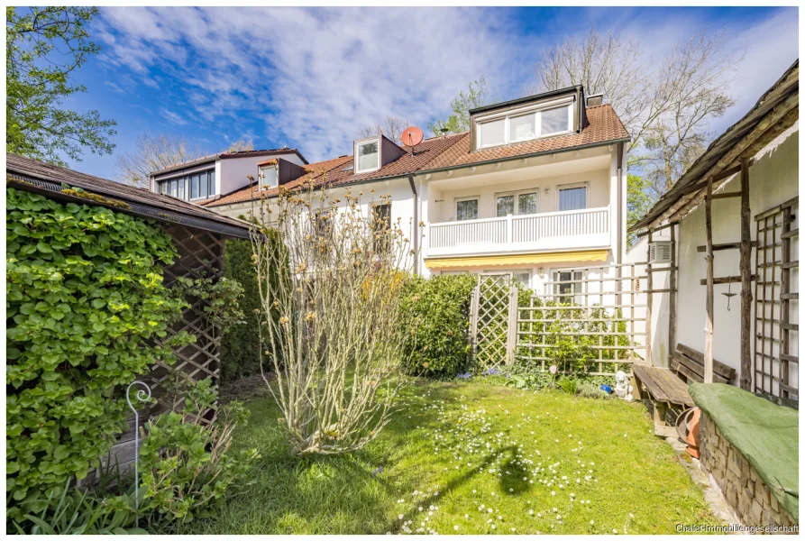 Süd-Garten - Haus kaufen in München / Pasing-Obermenzing - Sonniges Reihenendhaus im begehrten "Österreicher Viertel" von München-Pasing zu verkaufen!