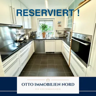 RESERVIERT ! - Haus kaufen in Bremerhaven - Bremerhaven: Topmod.+einzugsbereite Immobilie, hochwertige Einbauküche, Kaminofen, Garten, Garage, Stellpl., Keller, Sackgassenlg., OIN22424