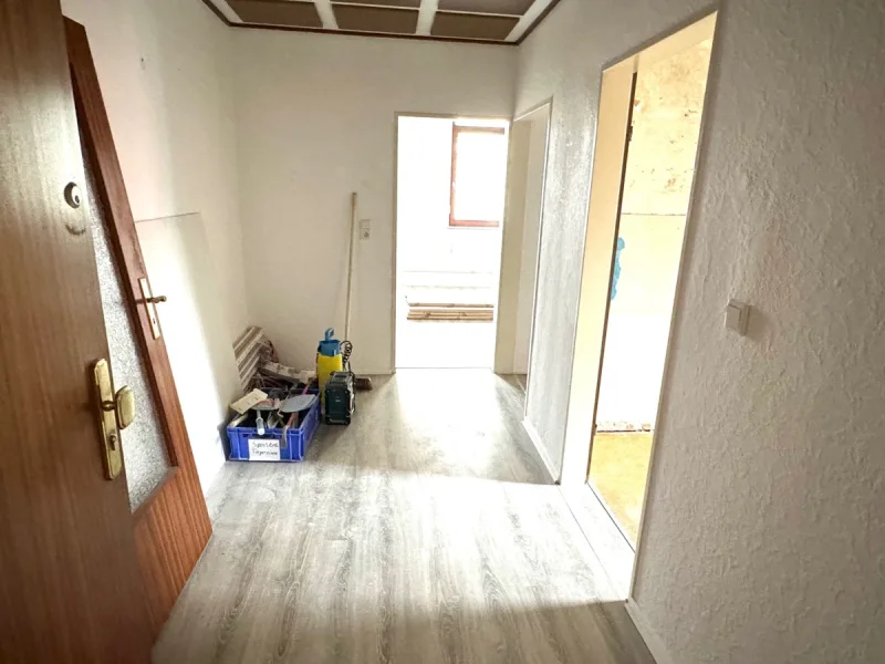 Wohnung 1. OG rechts (wird gerade renoviert)