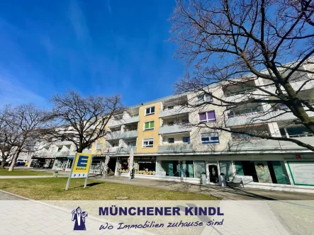 Außenansicht - Wohnung kaufen in München - ***Süd-Balkon - 3 Zimmer - Ihre neue attraktive Wohnung in Großhadern***