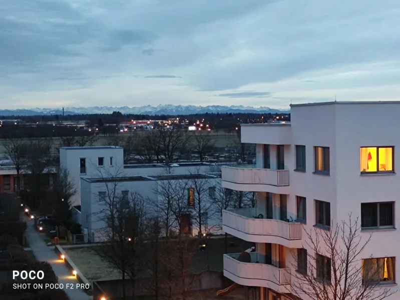 Alpenblick - Wohnung kaufen in München - Alpenblick vom 4. OG, schönes App., frei!