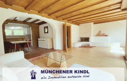 Wohnzimmer - Haus kaufen in München - ***Sofort verfügbar - Stillvolle DHH in München-Trudering***