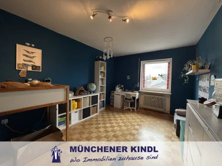 Kinderzimmer - Wohnung kaufen in Ebersberg - • Vermietete Helle 4-Zi-WHG mit Südbalkon •