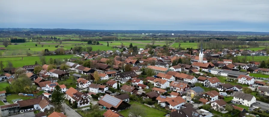 Ortsansicht Wielenbach Richtung Ammersee