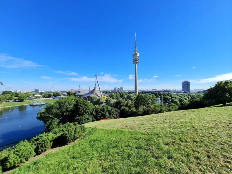 Olympiapark  - Wohnung kaufen in München - Kapitalanlage: Helles Apartment am Olympiapark mit Bergblick