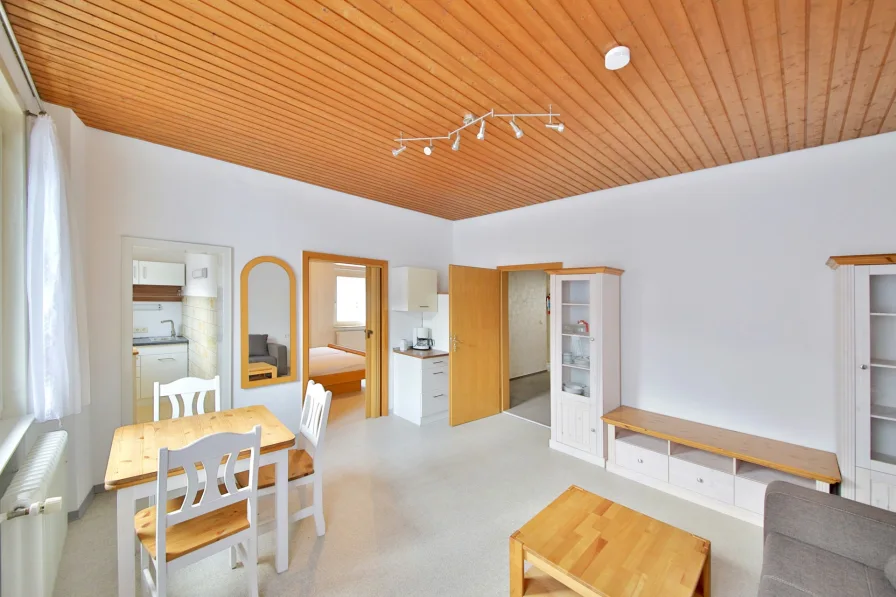 Wohnbereich 2.OG - Haus kaufen in Bad Wildbad - Generationen verbinden-Gemeinschaft leben: Schwarzwaldhaus mit vielen Zimmern für tolle Wohnkonzepte