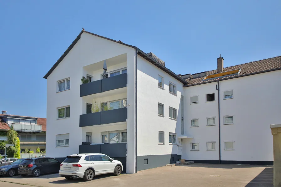 Außenaufnahme - Wohnung kaufen in Sachsenheim / Großsachsenheim - Wunderschöne 3-Zimmer-Wohnung in begehrter Lage – Umfassend saniert, sofort bezugsfertig