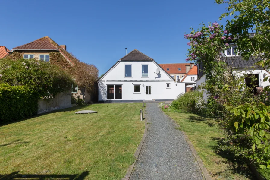 Ostansicht - Haus kaufen in Arnis - Saniertes Einfamiliehaus in Arnis an der Schlei| Mit 360° Rundgang