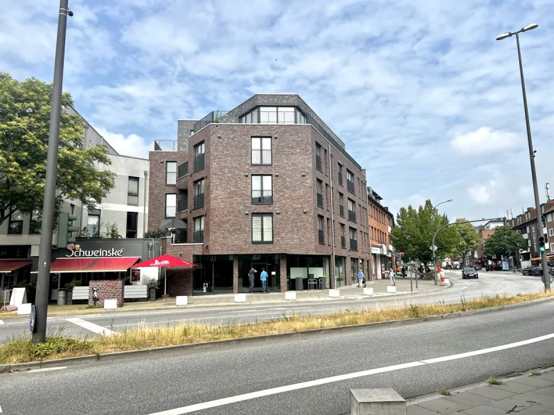 Straßenansicht  - Büro/Praxis mieten in Hamburg - 250 m² große Bürofläche im Erdgeschoss