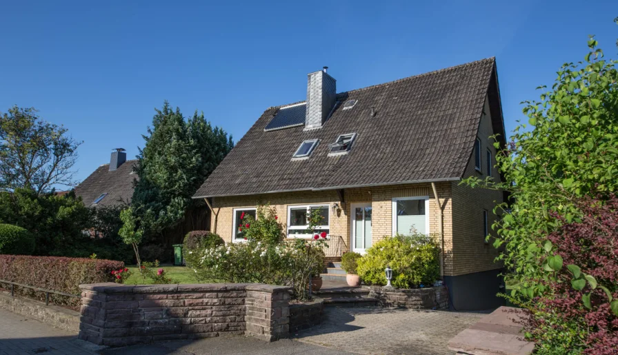 Seitenansicht - Haus kaufen in Kappeln - Gemütliches Einfamilienhaus mit großem Garten in gefragter Lage