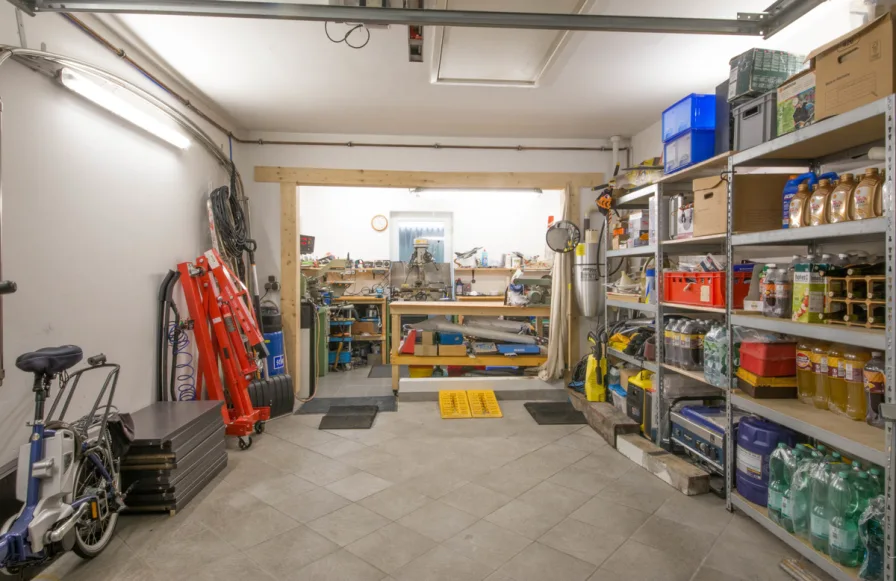 Garage