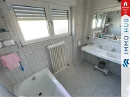 1.OG Badezimmer mit Dusche