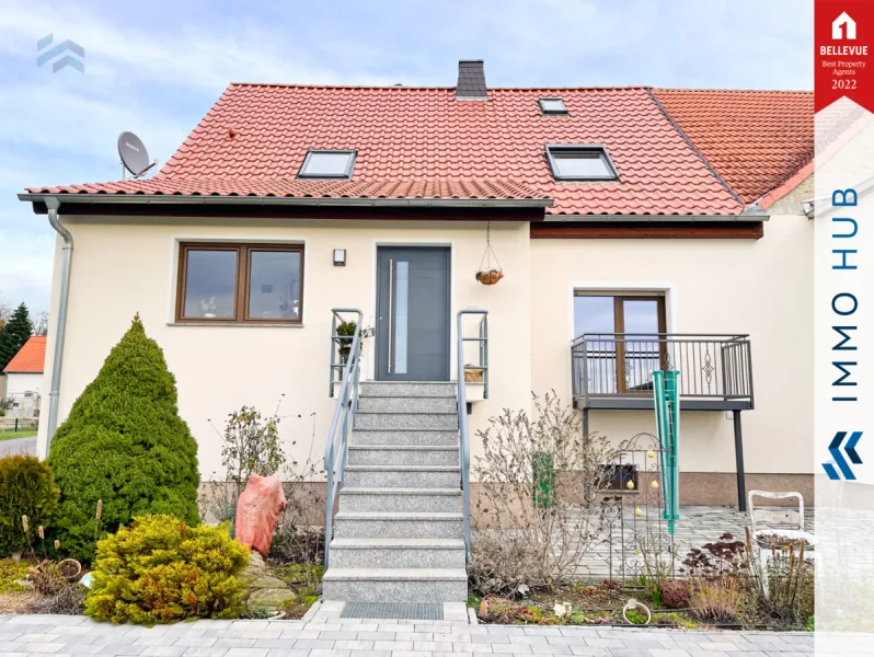 Hausansicht - Haus kaufen in Groitzsch - ++Hochwertiges und auf Wunsch möbliertes Einfamilienhaus mit unverbaubarem Blick++