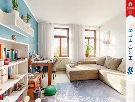 Wohnzimmer - Wohnung kaufen in Leipzig - ++ Direkter Blick auf den Karl-Heine-Kanal - Vermietete 3-ZImmer-Wohnung mit Balkon ++