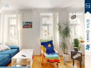 Große Fensterfront im Wohnzimmer