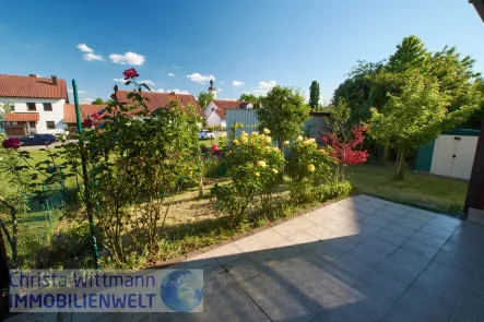 Terrasse_1 - Wohnung kaufen in Großmehring - Wunderbare EG Wohnung mit Garten in Großmehring 2 ZKB