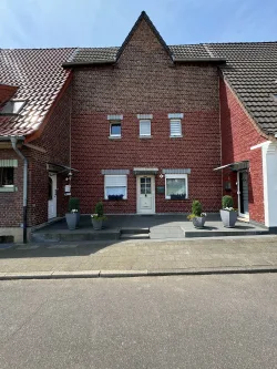 Front - Haus kaufen in Hückelhoven - schönes Einfamilienhaus