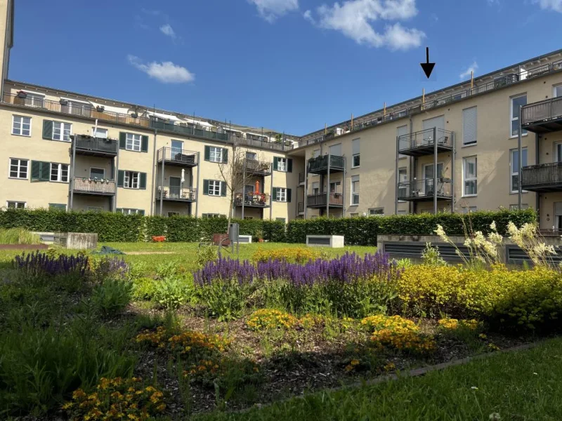 WE 99 - Ansicht Balkon - Wohnung kaufen in Augsburg - Großzügige 3 ZKnB Wohnung mit Balkon - im kernsanierten "Birkenhof"