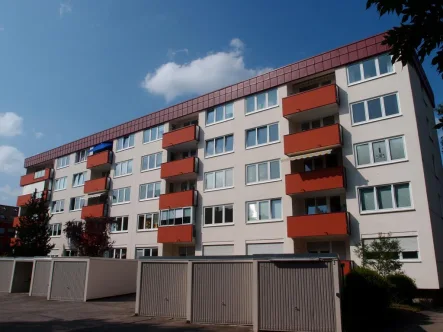 Süd-/ West-Ansicht - Wohnung mieten in Augsburg - 3 ZKB Wohnung mit großem S/W Balkon - beim Wertachbrucker Tor