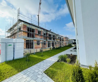 Südansicht 1 - Haus kaufen in Aitrach - Letztes Reihenhaus - jetzt KFW Darlehen sichern!