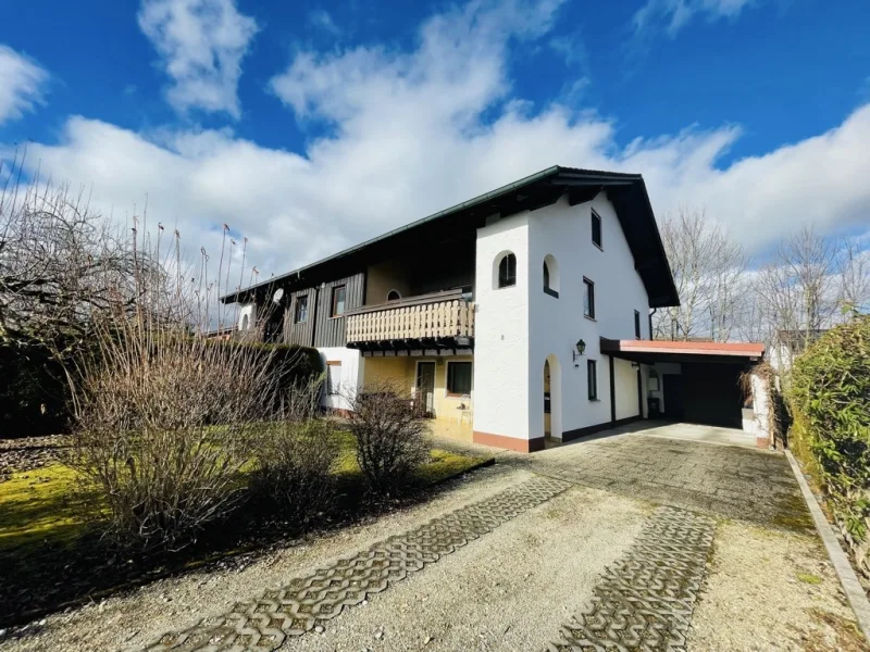 Außenansicht - Haus kaufen in Buxheim - Geräumige DHH im schönen Buxheim!