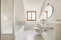 Badezimmer mit Tageslicht