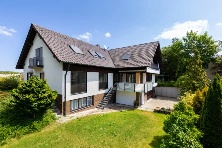 Hausansicht - Wohnung mieten in Neusäß / Ottmarshausen - Haus im Haus - idyllisch und großzügig mit eigenem Garten!