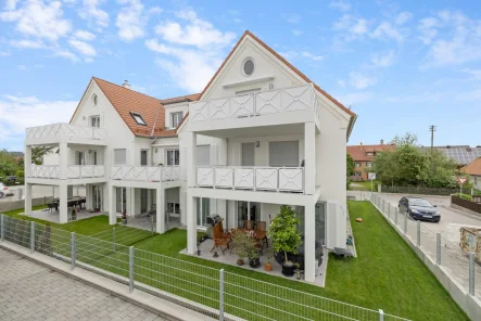Außenansicht - Wohnung mieten in Wehringen - Erstbezug: 2-Zimmer-Dachgeschosswohnung in Wehringen