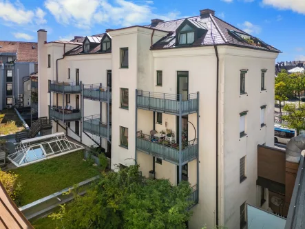 Luftaufnahmen - Wohnung mieten in Augsburg / Oberhausen - Helle 2,5 Zimmer-Wohnung mit Einbauküche und Balkon in zentraler Lage am Oberhauser-BF