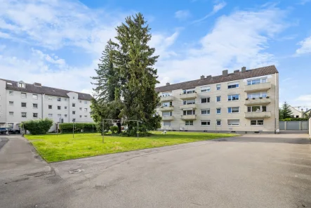 Außenansicht - Wohnung mieten in Augsburg / Göggingen - Zentral in A-Göggingen! Sofort bezugsfreie 2-ZKB mit Balkon