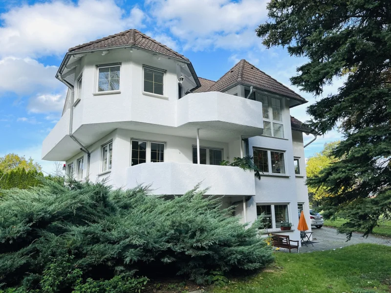 Ansicht - Zinshaus/Renditeobjekt kaufen in Naunhof - Sicherer Vermögensaufbau: Hochwertiges 4-Familienhaus Naunhof, Gehobene Ausstattung