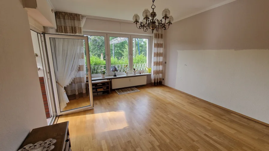 Wohnzimmer - Wohnung kaufen in Berlin - Freie Wohnung mit Stellplatz direkt am Schloß Charlottenburg!