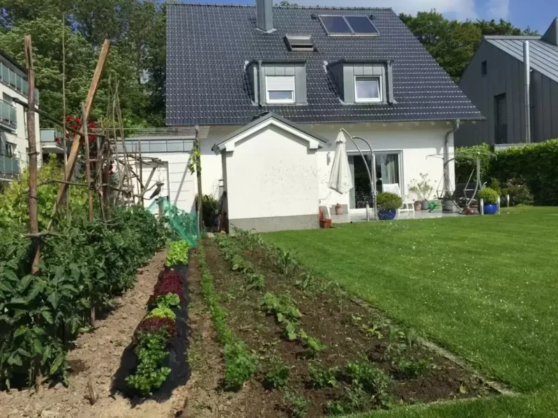 Ansicht - Haus kaufen in Unna - Exklusives Einfamilienhaus: Modern & hochwertig ausgestattet in Toplage!