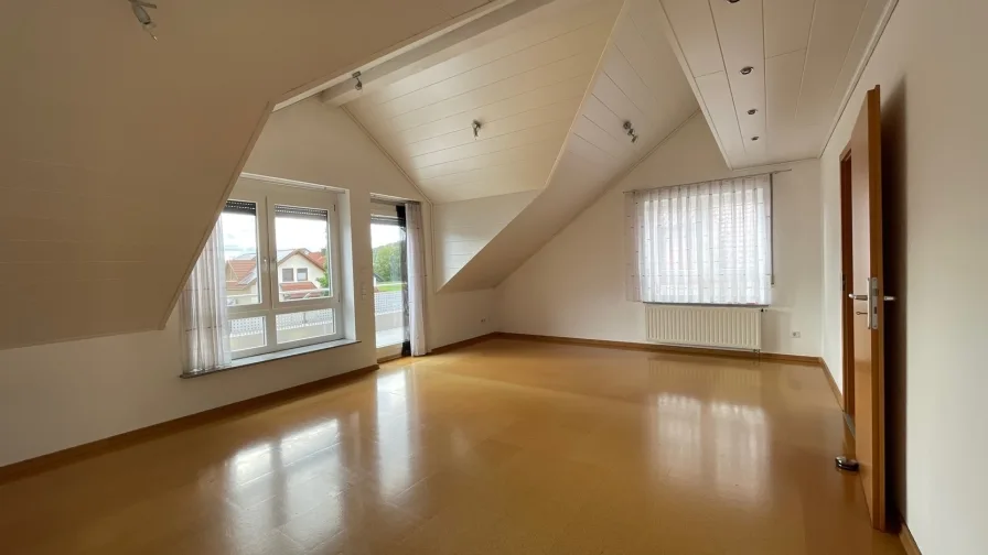 DG1 Wohnzimmer - Wohnung kaufen in Mundelsheim - Stilvolle Wohneinheit mit Maisonette-Charme! 1 von 2 verfügbar!