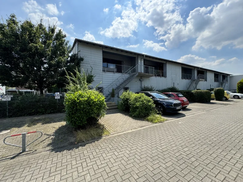 Ansicht - Wohnung kaufen in Mönchengladbach - Charmante Loft mit Terrasse und Loggia - Urbanes Wohnen in exklusiver Atmosphäre