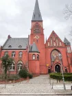 Auenkirche vor dem Haus