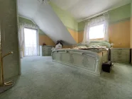 großes Schlafzimmer