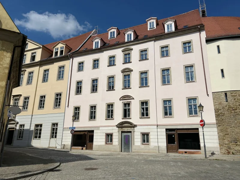 Außenansicht  - Wohnung mieten in Merseburg - Viel Platz für Ihr Glück: Moderne 4-Raum-Wohnung in Merseburg