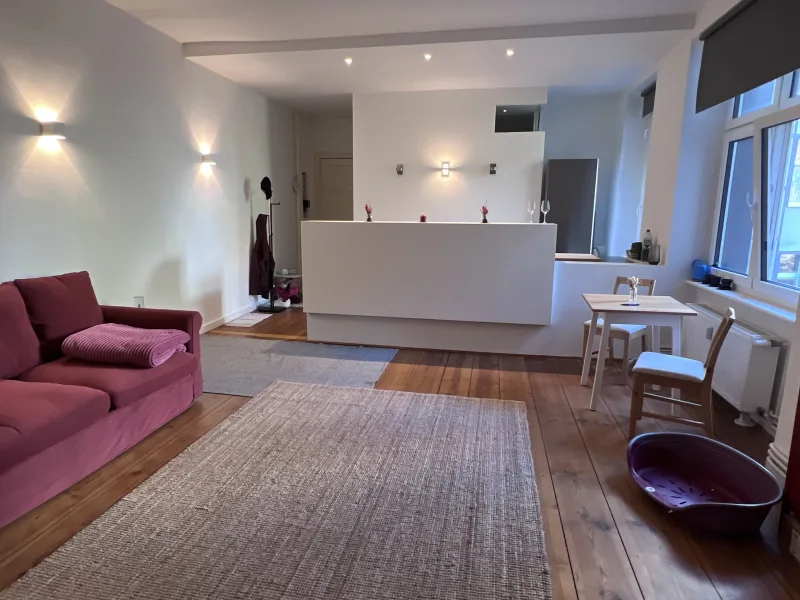 Wohn_ Schlafbereich - Wohnung kaufen in Berlin - Stylisches Studio-Apartment im geliebten Akazienkiez: Urbanes Wohnen im Altbau