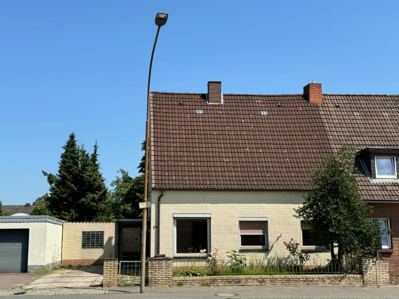 Ansicht - Haus kaufen in Lübeck - Doppelhaushälfte in zentraler Lage auf Erbpacht