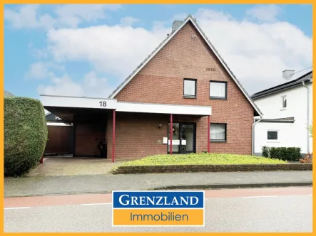 3-Familienhaus - Haus kaufen in Bocholt / Suderwick - Grenzhaus mit 3-Wohnungen