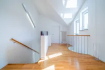 Lichtdurchflutete Architektur (Wohnhaus)