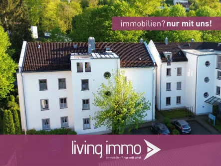 Außenansicht - Wohnung kaufen in Passau - Passauer Innstadt: Helle 3-Zimmer-Whg. mit Wintergarten, Balkon & Blick ins Grüne & Außenstellplatz