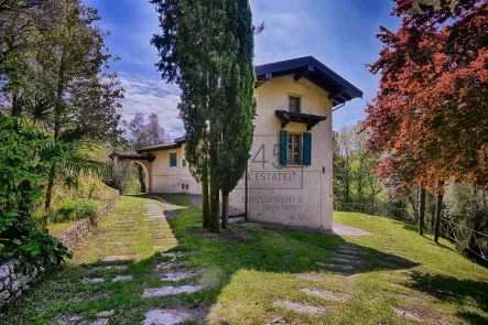 Rustikales Kleinod in idyllischer Umgebung in Toscolano Maderno - Gardasee - Haus kaufen in Toscolano Maderno - Rustikales Kleinod in idyllischer Umgebung in Toscolano Maderno - Gardasee