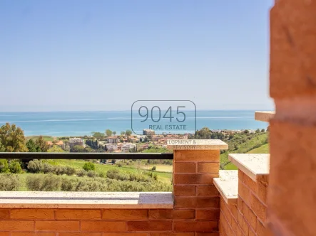 Villa mit atemberaubenden Meerblick und 8ha Land in Roseto - Abruzzen - Haus kaufen in Roseto degli Abruzzi - Villa mit atemberaubenden Meerblick und 8ha Land in Roseto - Abruzzen