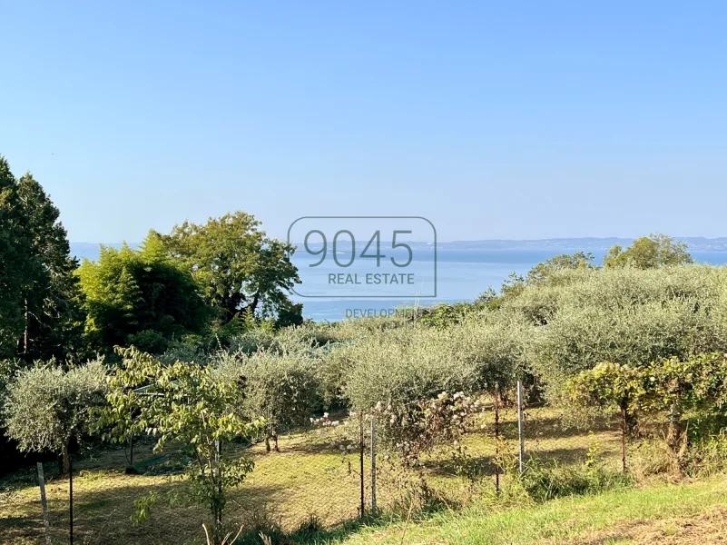 Secret-Sale: Neubauvilla in ruhiger und privilegierter Lage mit Seeblick in Bardolino - Gardasee - Haus kaufen in Bardolino - Secret-Sale: Neubauvilla in ruhiger und privilegierter Lage mit Seeblick in Bardolino - Gardasee