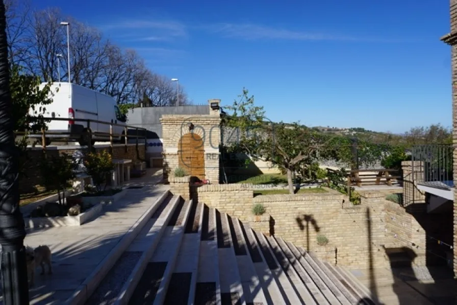 Einzigartige Villa mit Meerblick und fussläufig zum Strand in Tortoreto Lido - Abruzzen